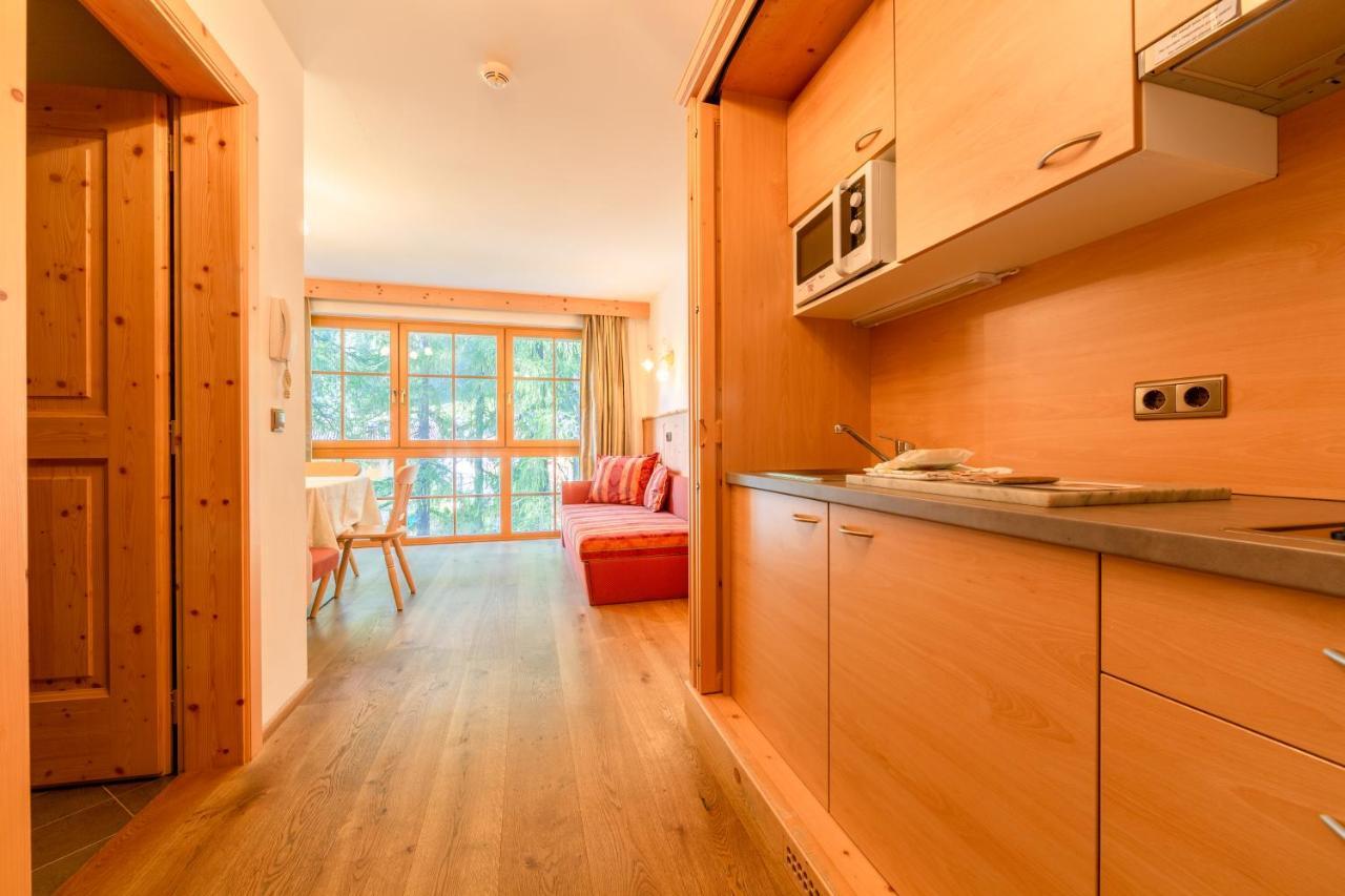 Residence Gruene Laterne - Lanterna Verde Sexten Luaran gambar